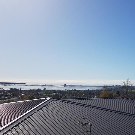 View On Kihilla Apartment Richmond Bagian luar foto