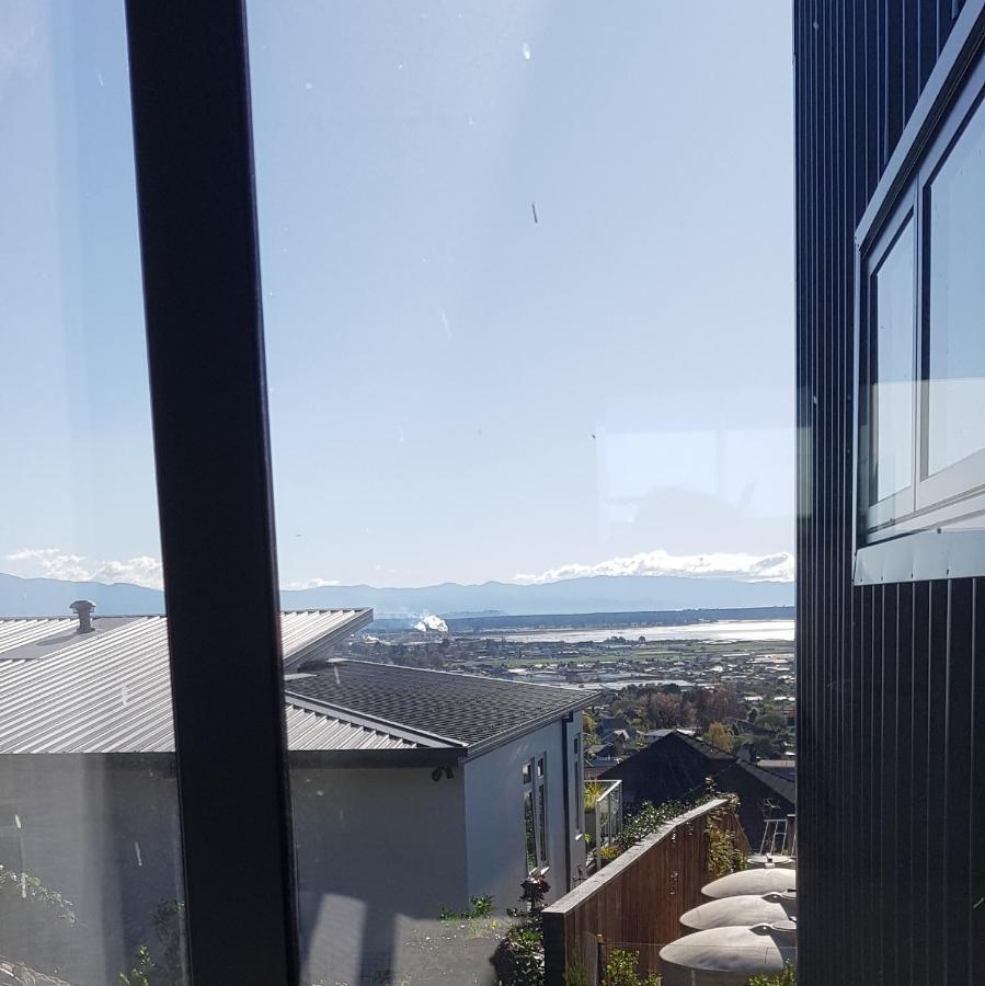 View On Kihilla Apartment Richmond Bagian luar foto