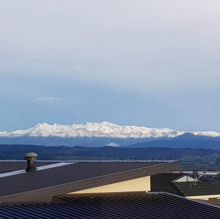View On Kihilla Apartment Richmond Bagian luar foto